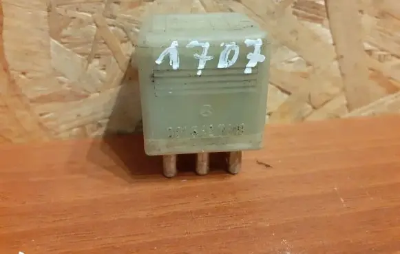 Mercedes-Benz C W202 Other relay 1707 0015427819