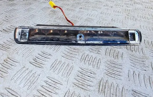 Audi Cabriolet B3 8G Third/center stoplight 8G0945097C