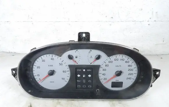 Renault Scenic I Speedometer (instrument cluster) P8200038777