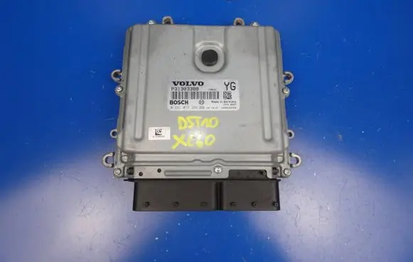 Volvo XC60 Engine control unit/module P31303388 1039S33755 0281015286