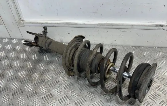 Mercedes-Benz B W245 Front shock absorber/damper