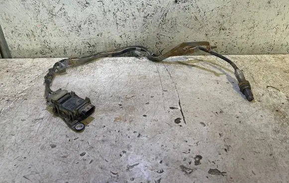 BMW X1 U11 Lambda probe sensor 8490587 47517