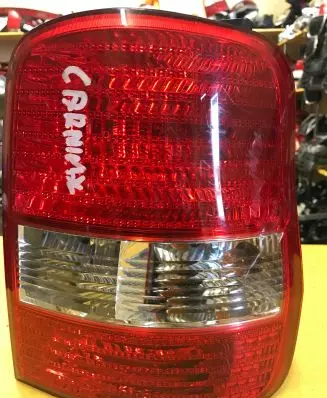 KIA Carnival Rear/tail lights