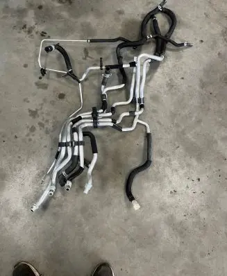 Chrysler Pacifica Engine coolant pipe/hose 68281056AJ