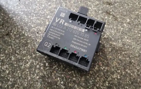 Mercedes-Benz E W212 Door control unit/module A2128203585