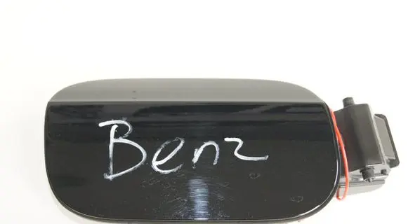 Audi A8 S8 D5 Fuel tank cap 4N0809906