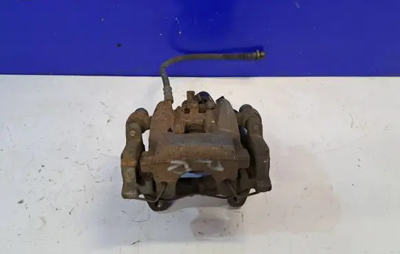 Jaguar XE Rear brake caliper GX732K327BE