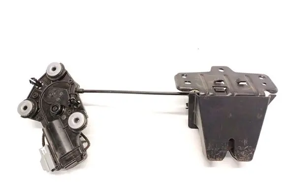Volvo S90, V90 Loading door lock 31349975