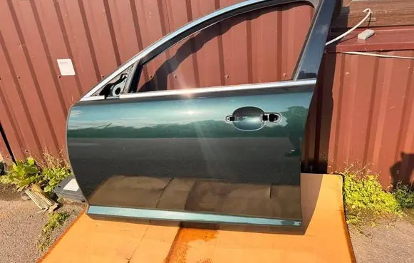 Jaguar XF X250 Front door