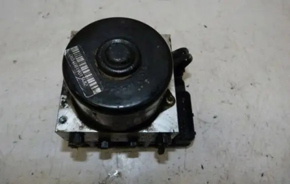 Volkswagen Golf IV ABS Pump 1J0907379G