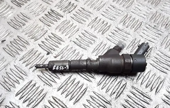 Fuel injector