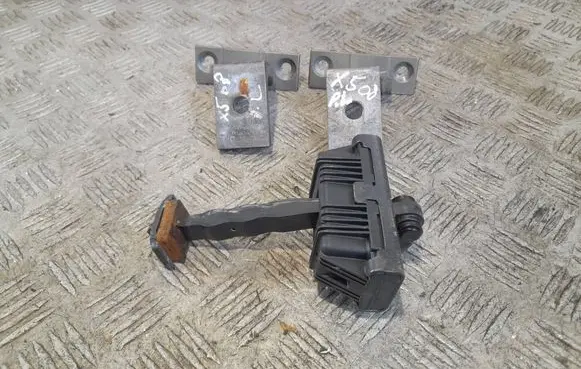 BMW X5 E70 Front door hinge set 7068077