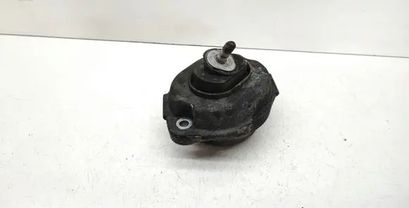 BMW X5 E53 Engine mount bracket 6758444