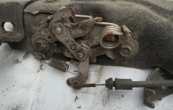 Peugeot 406 Engine bonnet/hood lock/catch