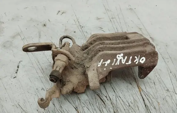 Skoda Octavia Mk2 (1Z) Rear brake caliper 