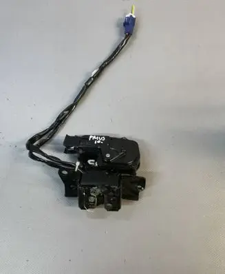Toyota Prius (XW30) Tailgate/trunk/boot lock/catch/latch 