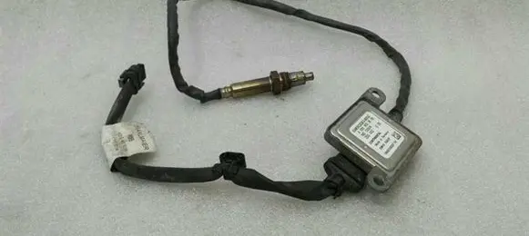 Mercedes-Benz C W205 Lambda probe sensor A0009053606