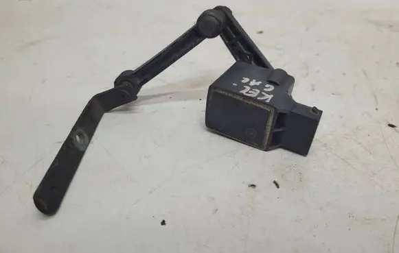 Mercedes-Benz R W251 Air suspension front height level sensor A0105427717