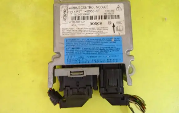 Ford C-MAX I Airbag control unit/module 4M5T14B056AE 0285001847