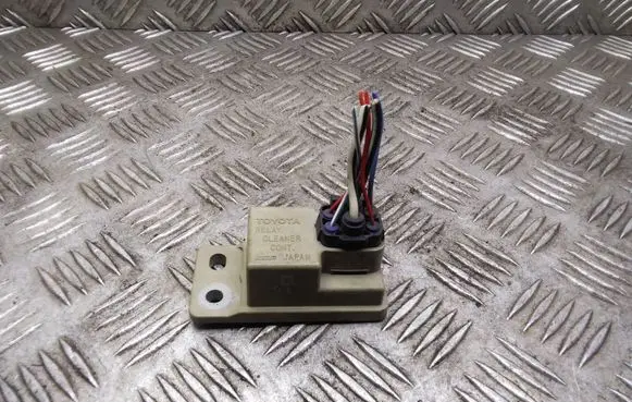 Toyota Avensis T250 Window wiper relay 8594205030