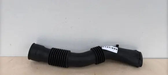 Dacia Duster Air intake duct part 165555736R