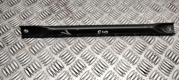 BMW 5 F10 F11 Radiator support slam panel bracket 7180317