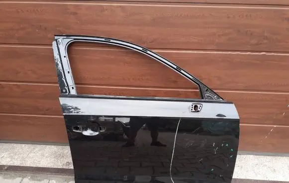 Audi A3 S3 8V Front door