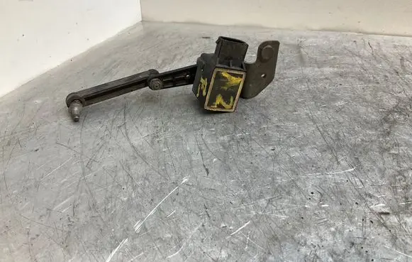 BMW 6 E63 E64 Headlight/headlamp level sensor 6778860