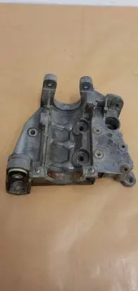 Land Rover Evoque I Engine mounting bracket GJ324H473 GJ324H473AC