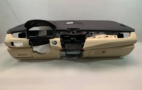 BMW 2 F45 Dashboard