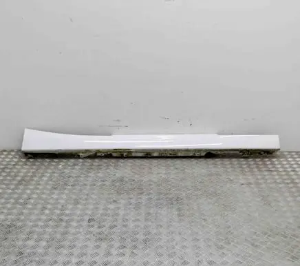 BMW 2 F22 F23 Sill 7288396