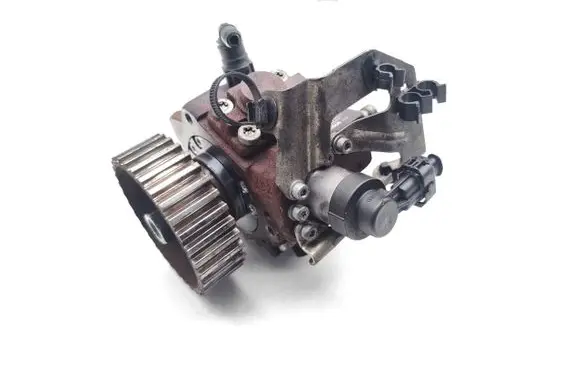 Peugeot Partner Fuel injection high pressure pump 9656300380 0445010102