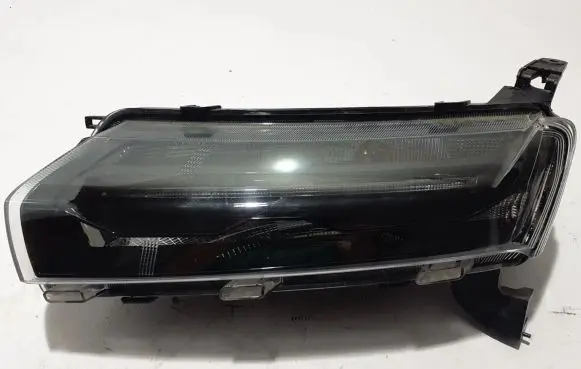 Dacia Spring Headlight/headlamp 266052417R