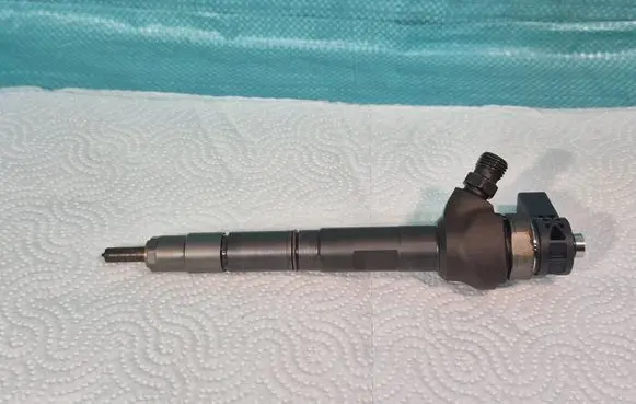 Fuel injector
