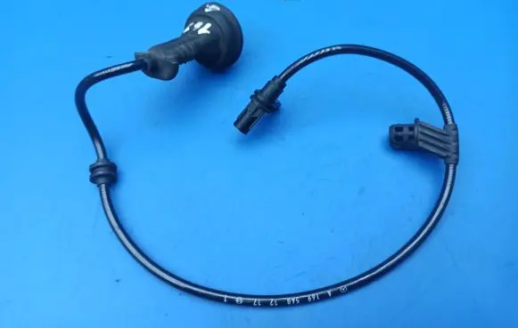 Mercedes-Benz A W169 ABS rear brake sensor A1695401217