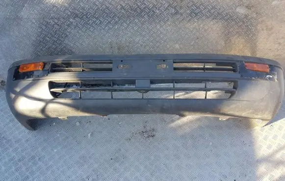 Mitsubishi Space Runner Front bumper