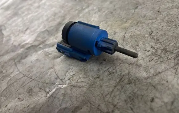 Clutch pedal sensor