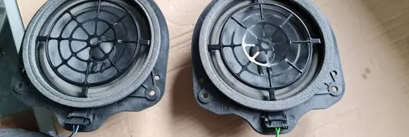 Audi A5 Front door speaker 8W6035411 UA726217 90016442704