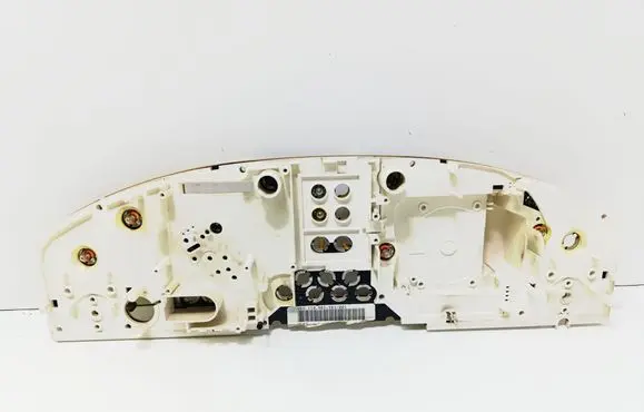 Audi A6 S6 C4 4A Speedometer (instrument cluster)
