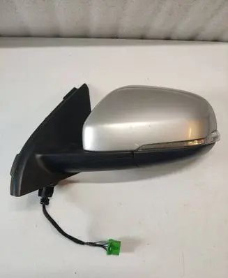 Volvo S60 Front door electric wing mirror 31352475