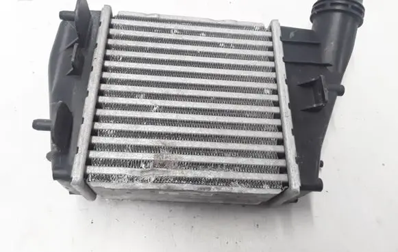 Renault Twingo II Intercooler radiator 8200369311