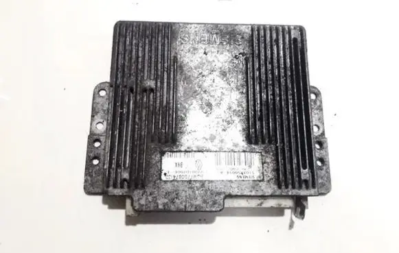 Renault Laguna I Engine control unit/module 7700107004 s103750014
