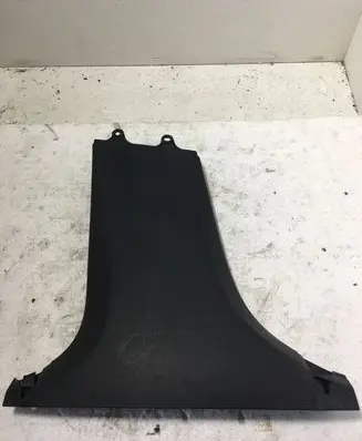 (B) pillar trim (bottom)