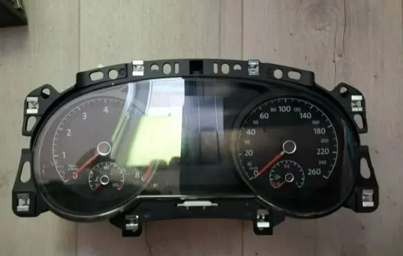 Volkswagen Golf Sportsvan Speedometer (instrument cluster) 517920740A
