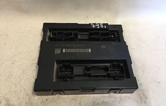 Audi A4 S4 B8 8K Comfort/convenience module 8K0907064N