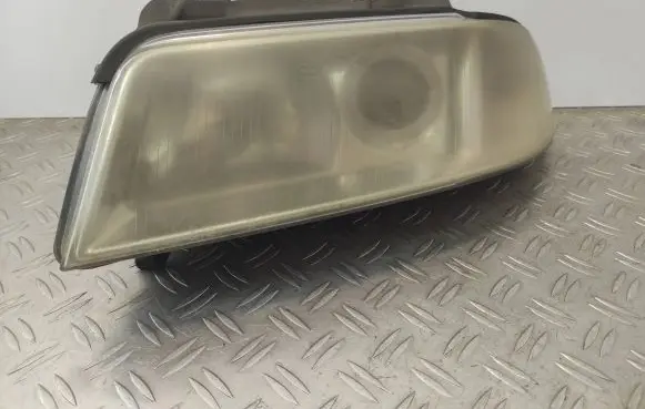 Audi A4 S4 B5 8D Headlight/headlamp 8D0941003AN