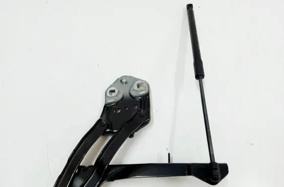 Volvo XC40 Engine bonnet/hood hinges 32297490
