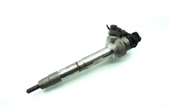 Volkswagen Caddy Fuel injector 0445110835