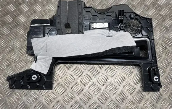 BMW XM Dashboard lower bottom trim panel 9399364 5102985 3398238