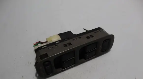 Suzuki Grand Vitara I Electric window control switch 0172K